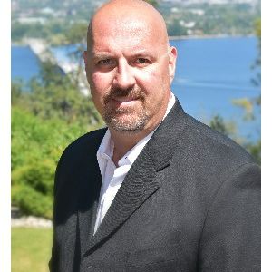 realtor photo
