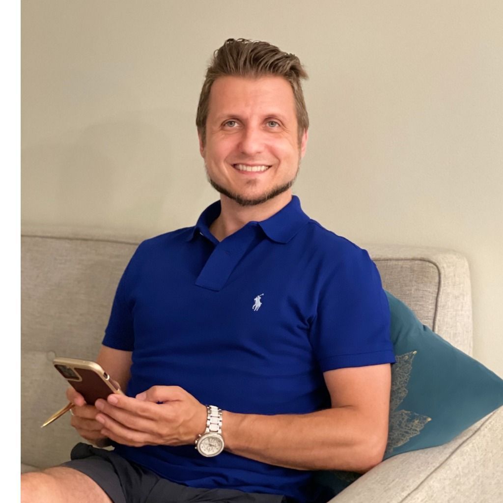 realtor photo